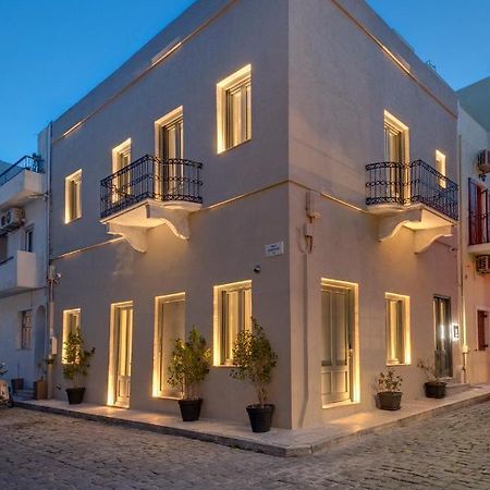 Times Elegant Rooms Ermoupoli Exterior foto